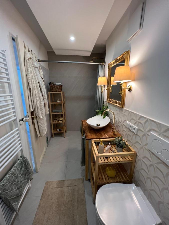 Privatunterkunft Kleiner Balkon In Muenchen West 외부 사진