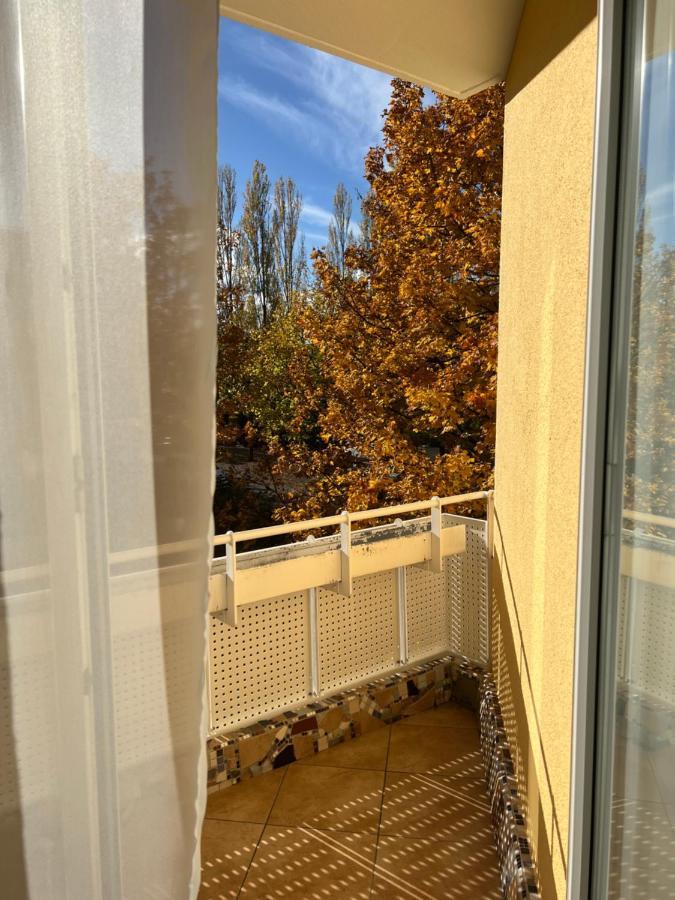 Privatunterkunft Kleiner Balkon In Muenchen West 외부 사진